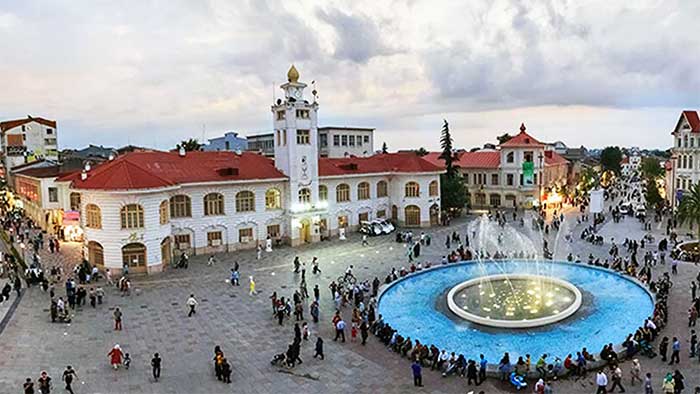 مرکز شهر رشت و خیابان بالا شهر رشت